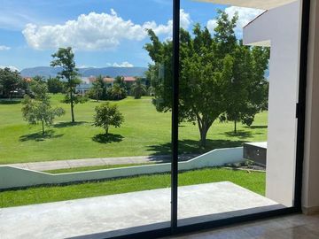 Casa en Fraccionamiento Paraíso Country Club