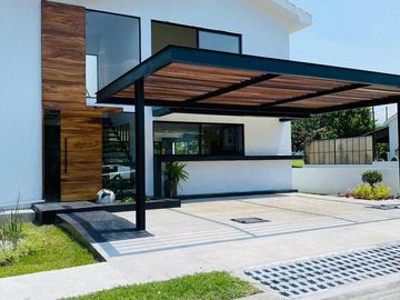 Casa en Fraccionamiento Paraíso Country Club