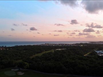 Penthouse en Corasol con vista al campo de golfo
