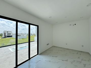 Casa en Nueva en Venta