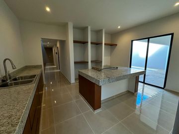 CASA EN VENTA MERIDA, CONKAL, EN PRIVADA  1 PLANTA, ENTREGA INMEDIATA.