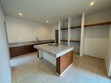 CASA EN VENTA MERIDA, CONKAL, EN PRIVADA  1 PLANTA, ENTREGA INMEDIATA.
