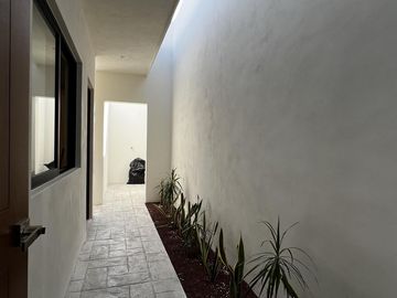 CASA EN VENTA MERIDA, CONKAL, EN PRIVADA  1 PLANTA, ENTREGA INMEDIATA.