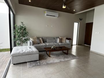 CASA EN VENTA MERIDA, CONKAL, EN PRIVADA  1 PLANTA, ENTREGA INMEDIATA.
