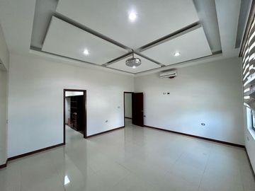 Casa en Puerta de Hierro