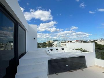Último Penthouse Disponible con Jacuzzi en Venta en Tulum