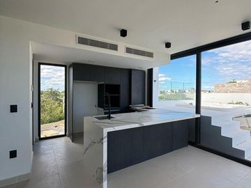Último Penthouse Disponible con Jacuzzi en Venta en Tulum
