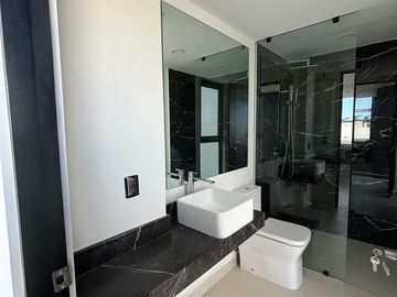 Último Penthouse Disponible con Jacuzzi en Venta en Tulum