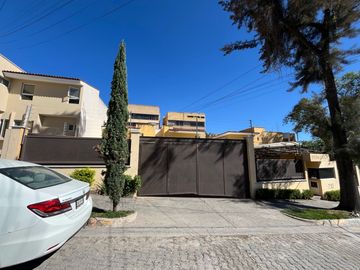 Casa en condominio en  Loma Blanca