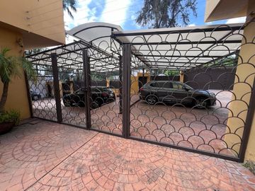 Casa en condominio en  Loma Blanca