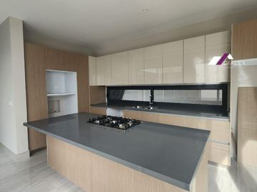 Fracc. Castaños del Vergel -CARRETERA NACIONAL- Casa VENTA Zona Sur MONTERREY