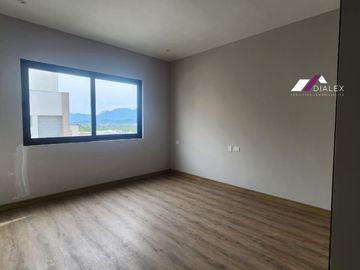 Fracc. Castaños del Vergel -CARRETERA NACIONAL- Casa VENTA Zona Sur MONTERREY