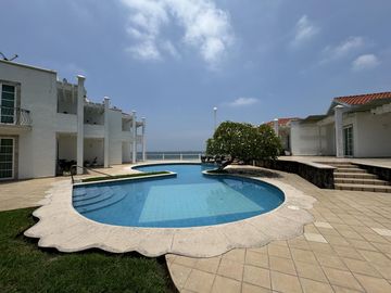 Casa en Fraccionamiento Costa de Oro