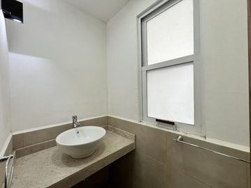 Casa Residencial Nueva en Venta Zona Bello Horizonte