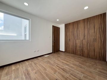 Casa Residencial Nueva en Venta Zona Bello Horizonte