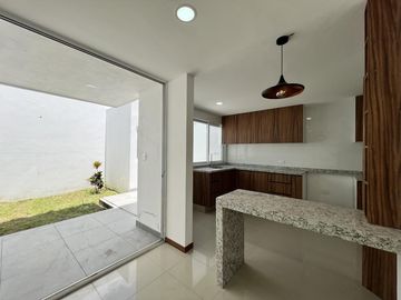 Casa Residencial Nueva en Venta Zona Bello Horizonte