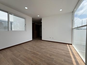 Casa Residencial Nueva en Venta Zona Bello Horizonte