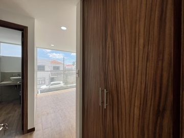Casa Residencial Nueva en Venta Zona Bello Horizonte