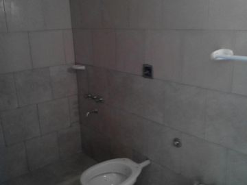 DEPTO 2 AMB.TIPO LOFT CON COCHERA , COMPLEJO CON PISICINA 2 PISO POR ESCALERA.SIN EXPENSAS NI ABL