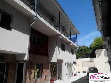 DEPTO 2 AMB.TIPO LOFT CON COCHERA , COMPLEJO CON PISICINA 2 PISO POR ESCALERA.SIN EXPENSAS NI ABL