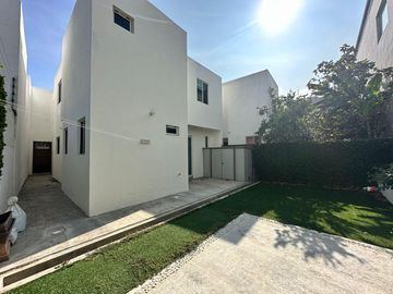 Casa en  Venta en Privada las Riveras, Monterrey NL