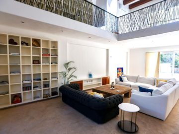Villa mediterránea a pasos de la playa en venta