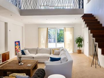 Villa mediterránea a pasos de la playa en venta
