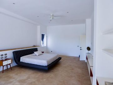 Villa mediterránea a pasos de la playa en venta
