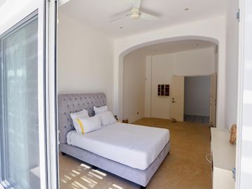 Villa mediterránea a pasos de la playa en venta