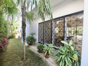 Villa mediterránea a pasos de la playa en venta