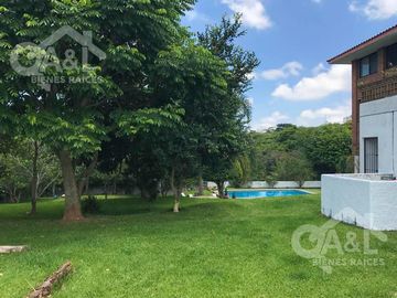 Residencia con Alberca Fraccionamiento Residencial Campestre Xalapa