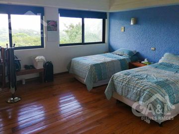 Residencia con Alberca Fraccionamiento Residencial Campestre Xalapa