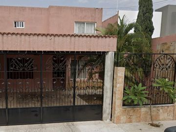 Casa en VENTA en MONTEBELLO, MÉRIDA, YÚCATAN