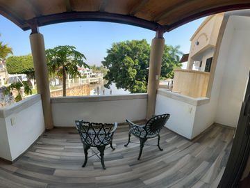 CASA EN   TEQUESQUITENGO