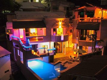 CASA EN   TEQUESQUITENGO