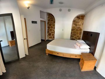 CASA EN   TEQUESQUITENGO
