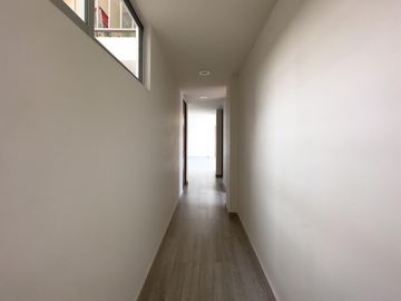 DEPARTAMENTO EN VENTA EN VISTA LAGUNA, ZONA BUGAMBILIAS