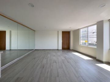 DEPARTAMENTO EN VENTA EN VISTA LAGUNA, ZONA BUGAMBILIAS