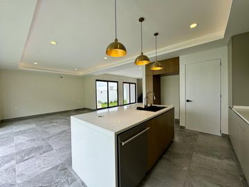 Casa en Punta Tiburón