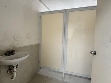 Casa en  venta en Mérida sobre avenida Rogers 22m de frente