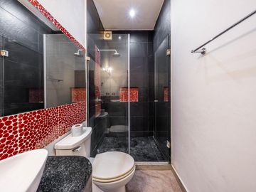 Hotel en Venta: Hotel Boutique a dos cuadras del mar en Playa del Carmen