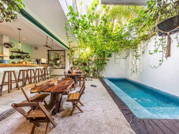 Hotel en Venta: Hotel Boutique a dos cuadras del mar en Playa del Carmen