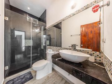 Hotel en Venta: Hotel Boutique a dos cuadras del mar en Playa del Carmen