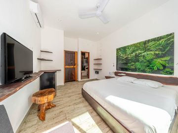 Hotel en Venta: Hotel Boutique a dos cuadras del mar en Playa del Carmen