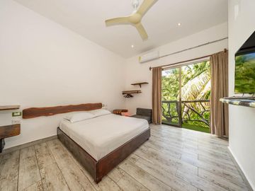 Hotel en Venta: Hotel Boutique a dos cuadras del mar en Playa del Carmen