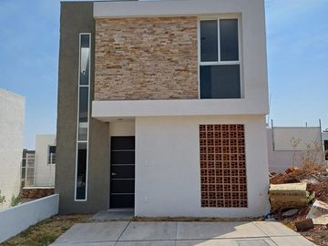 Casa en Venta en Cañadas del Bosque Tres Marías
