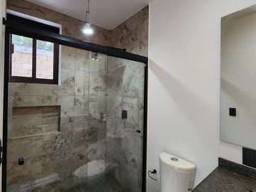 Casa en Venta Altozano  Fraccionamiento privado frente área verde