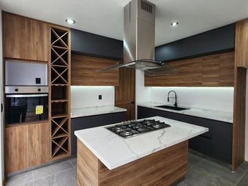 Casa en Venta Altozano  Fraccionamiento privado frente área verde