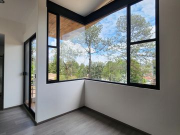 Casa en Venta Altozano  Fraccionamiento privado frente área verde