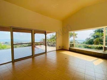 CASA EN LOS LIMONEROS